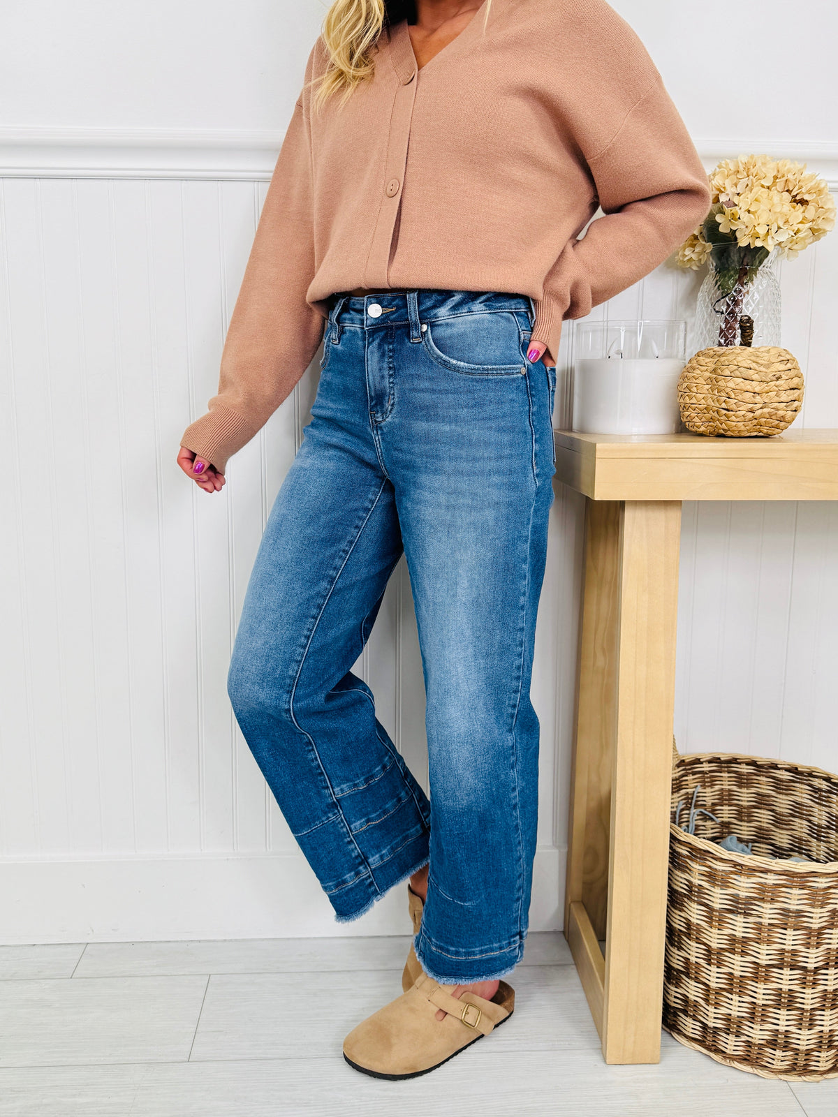 Chiara | Vaqueros Slim Barrel de Tiro Alto con Control de Abdomen