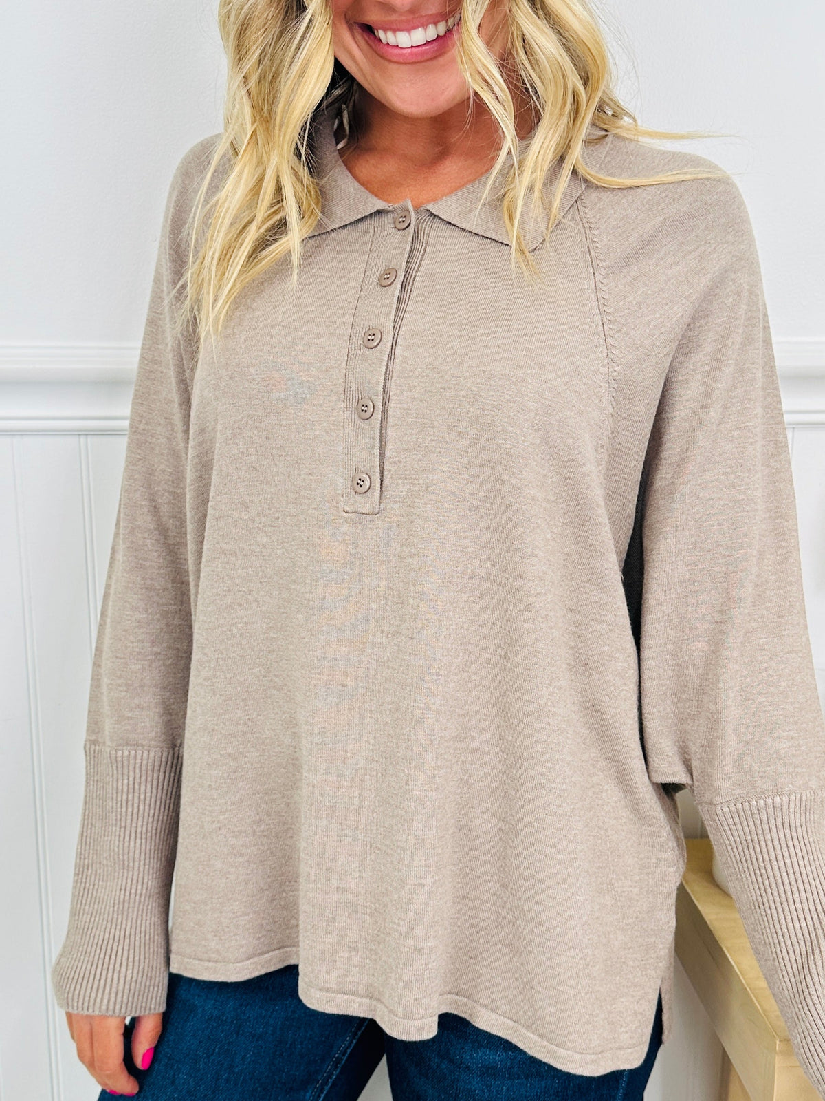 Claudia | Blusa de Punto Suave con Cuello Camisero y Botones