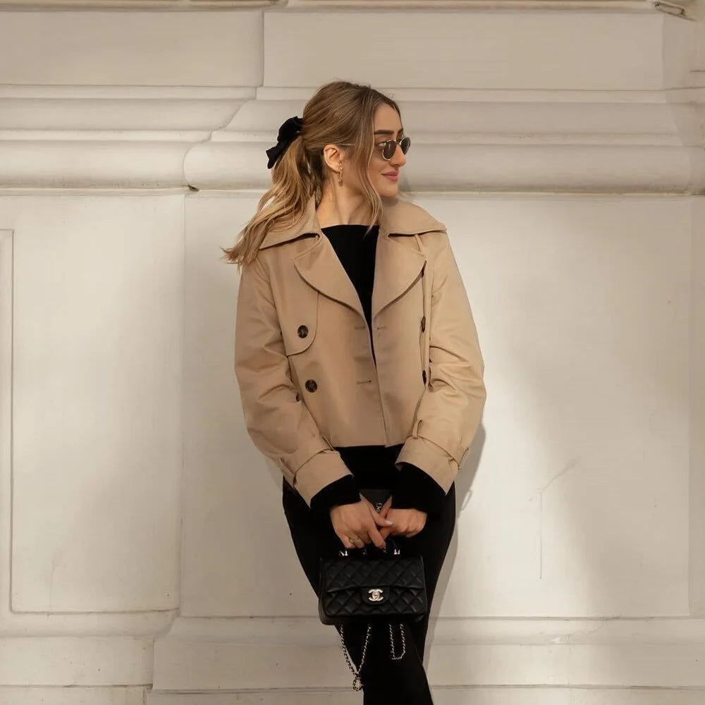 Elena — Gabardina Corta Cruzada Vintage