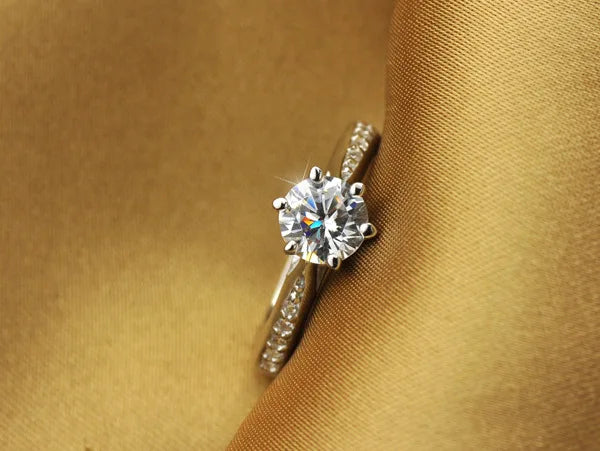 Estela-Anillo clásico de lujo de plata de ley 925 para mujer