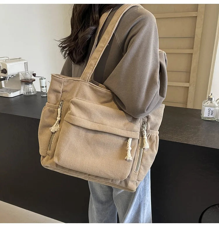 Paula — Bolso Tote de Pana con Cremallera