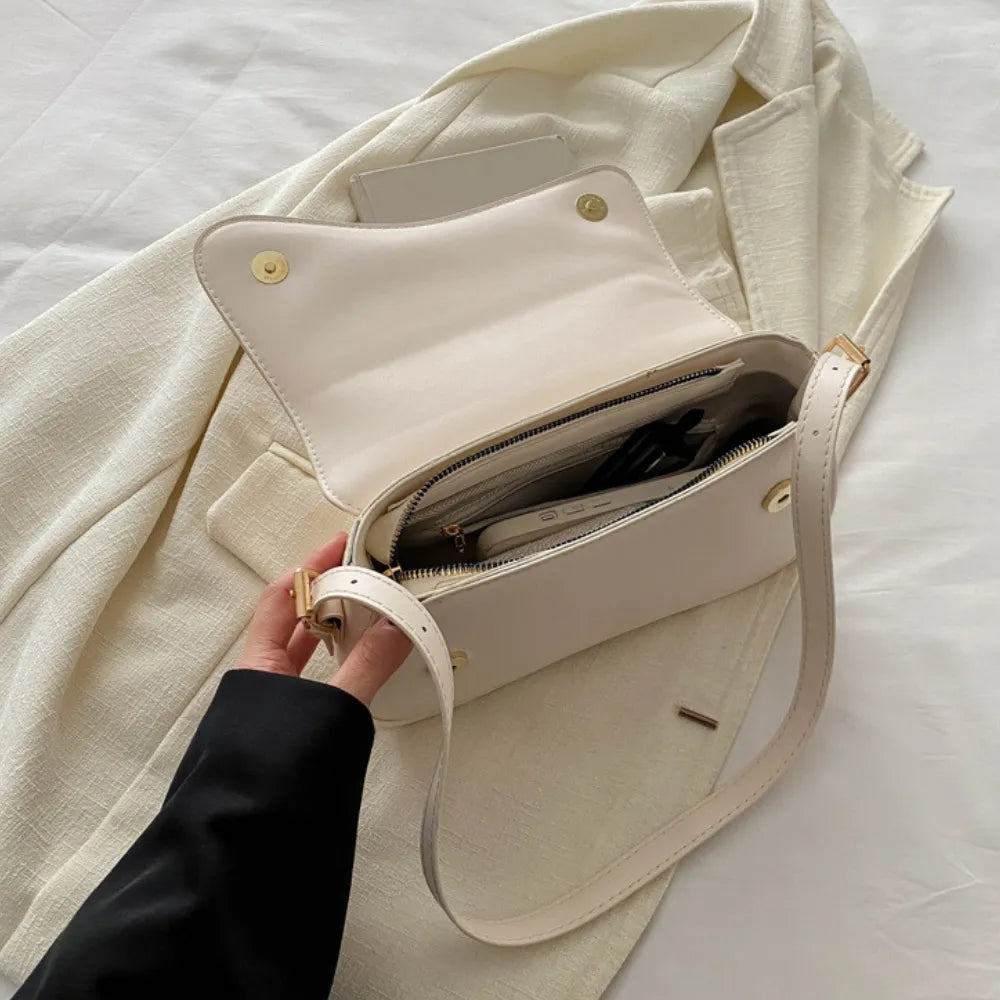 Cala — Bolso Bandolera Charol