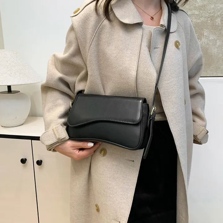 Cala — Bolso Bandolera Charol